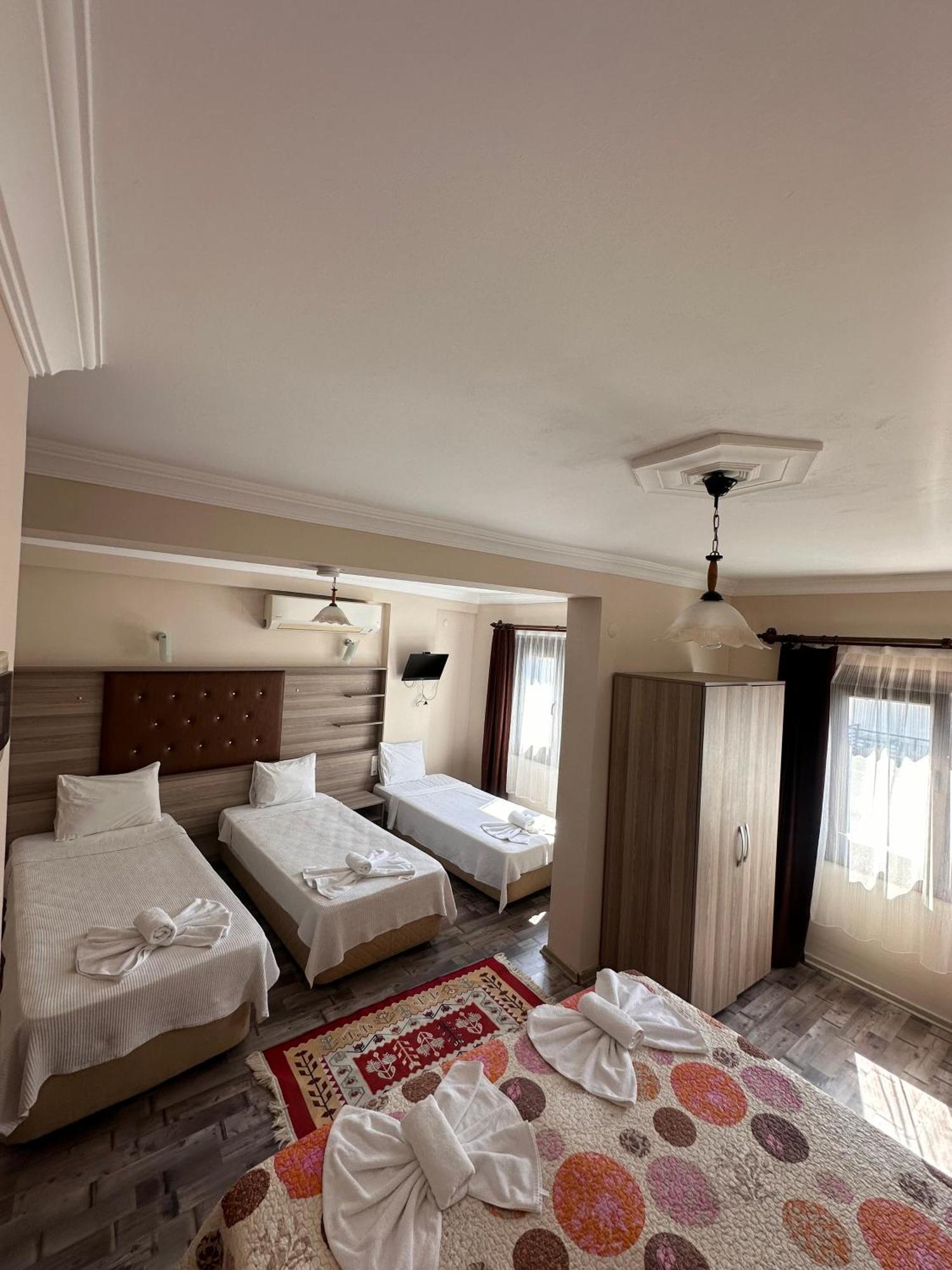 Akay Hotel 3*
