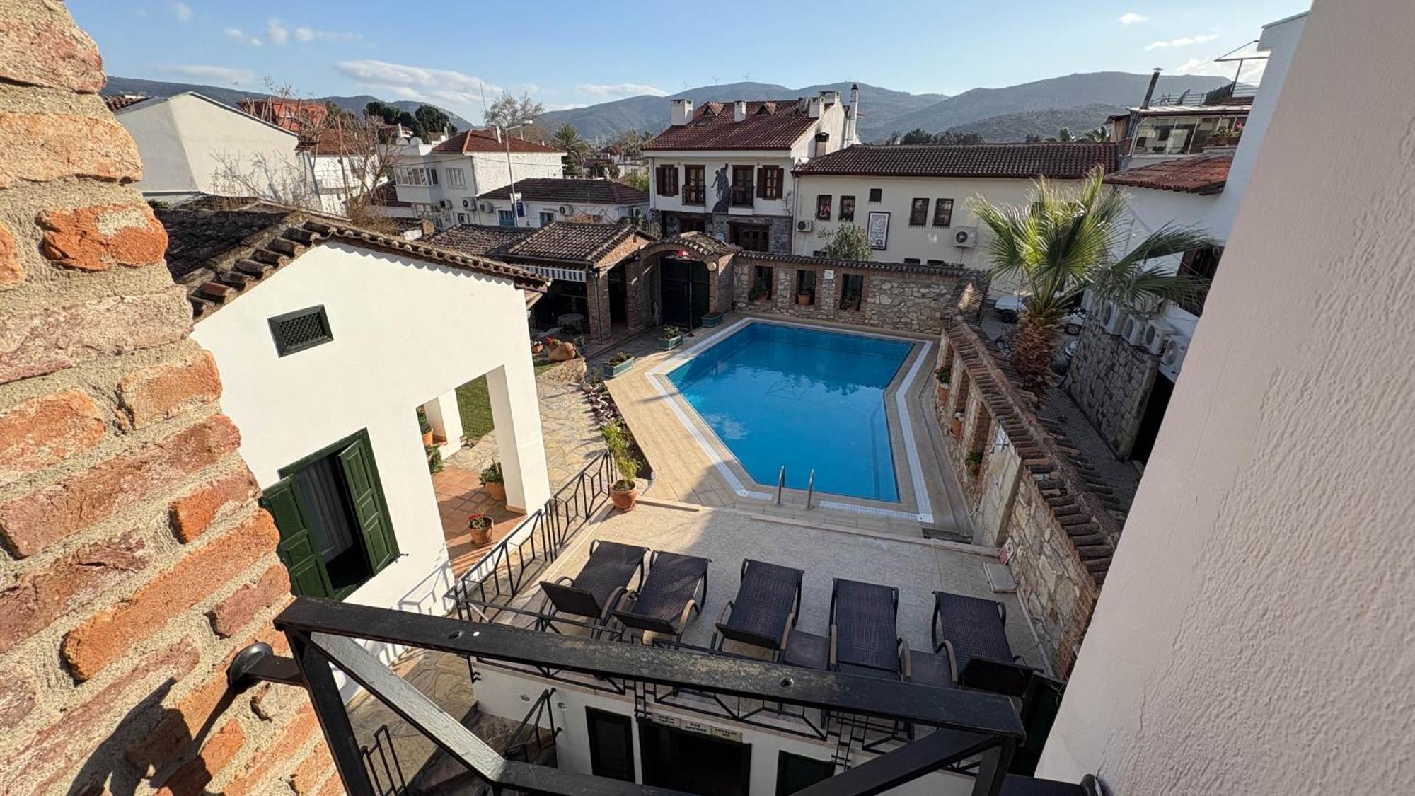 Akay Hotel
